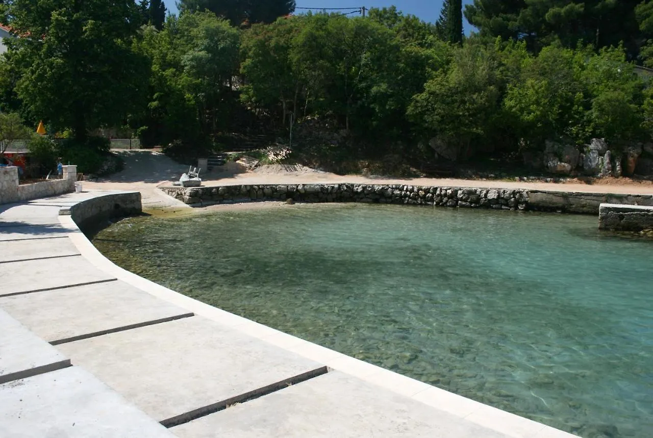 Apartments With A Parking Space Nska, Krk - 21670 Malinska
