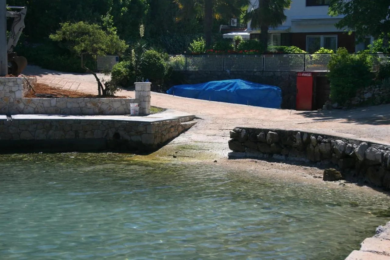 Apartments With A Parking Space Nska, Krk - 21670 Malinska